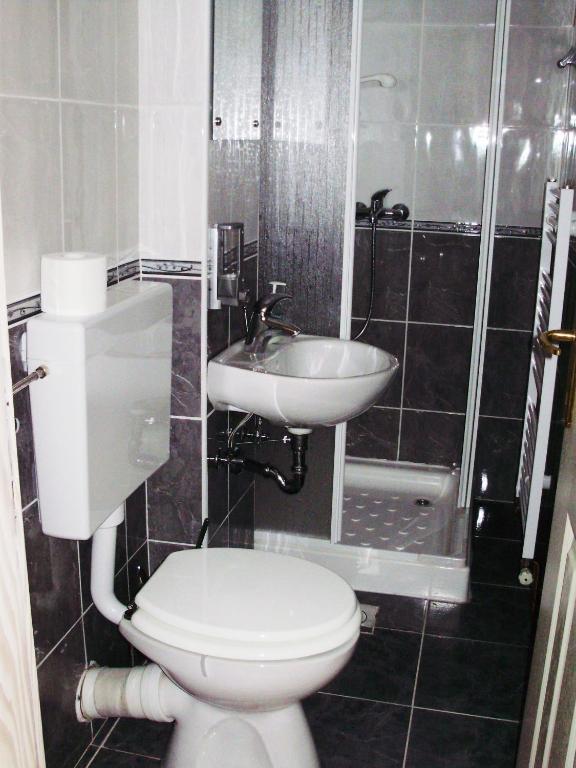 Отель Pansion Izvor Кореница Номер фото