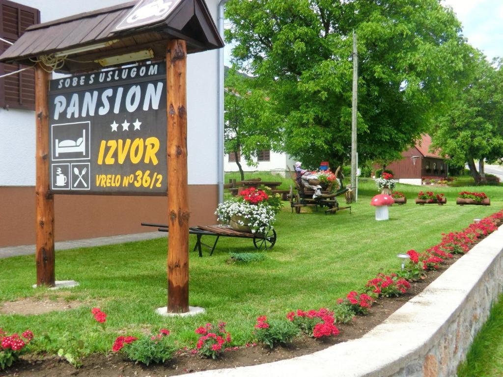 Отель Pansion Izvor Кореница Экстерьер фото