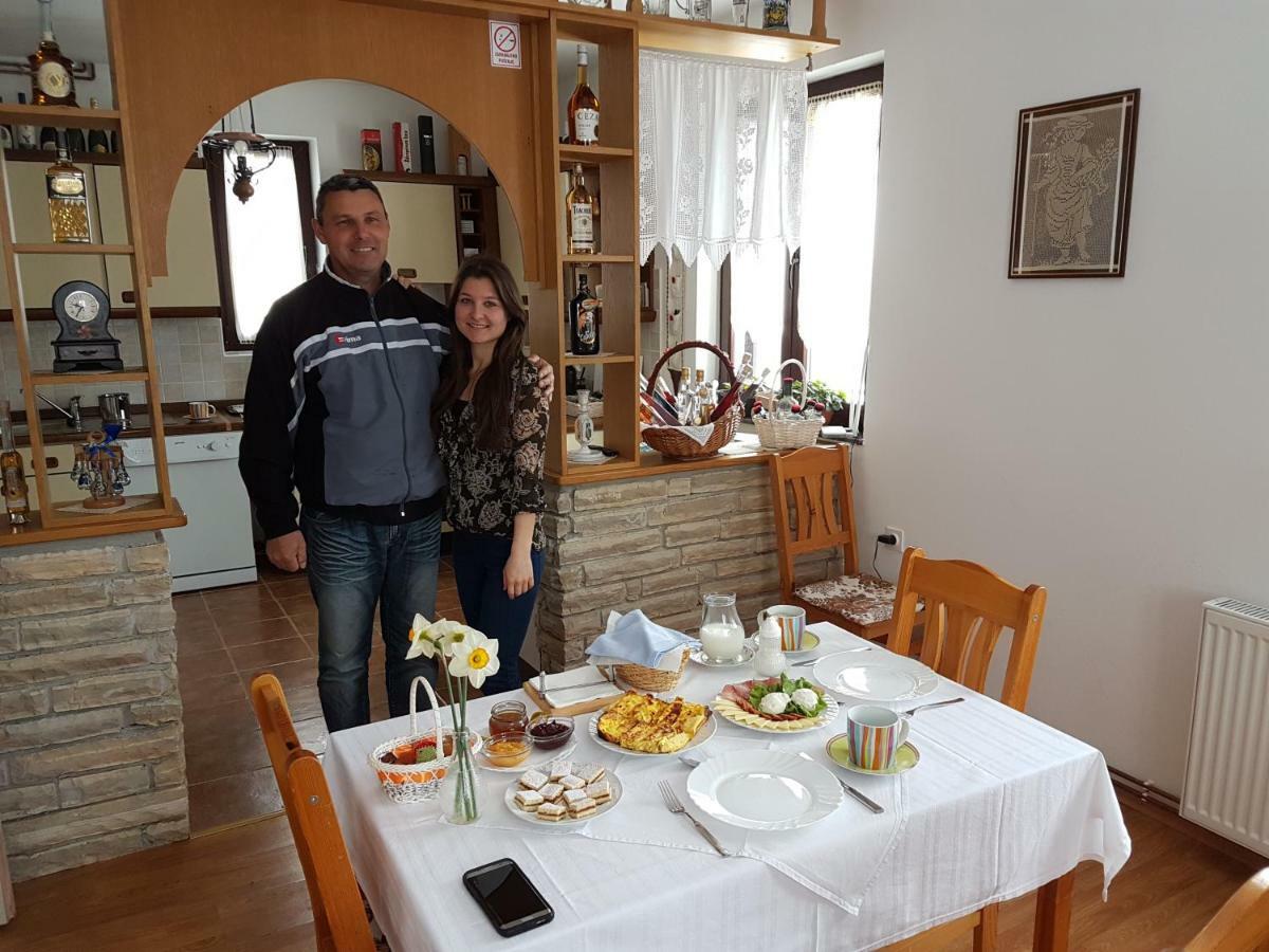 Отель Pansion Izvor Кореница Экстерьер фото